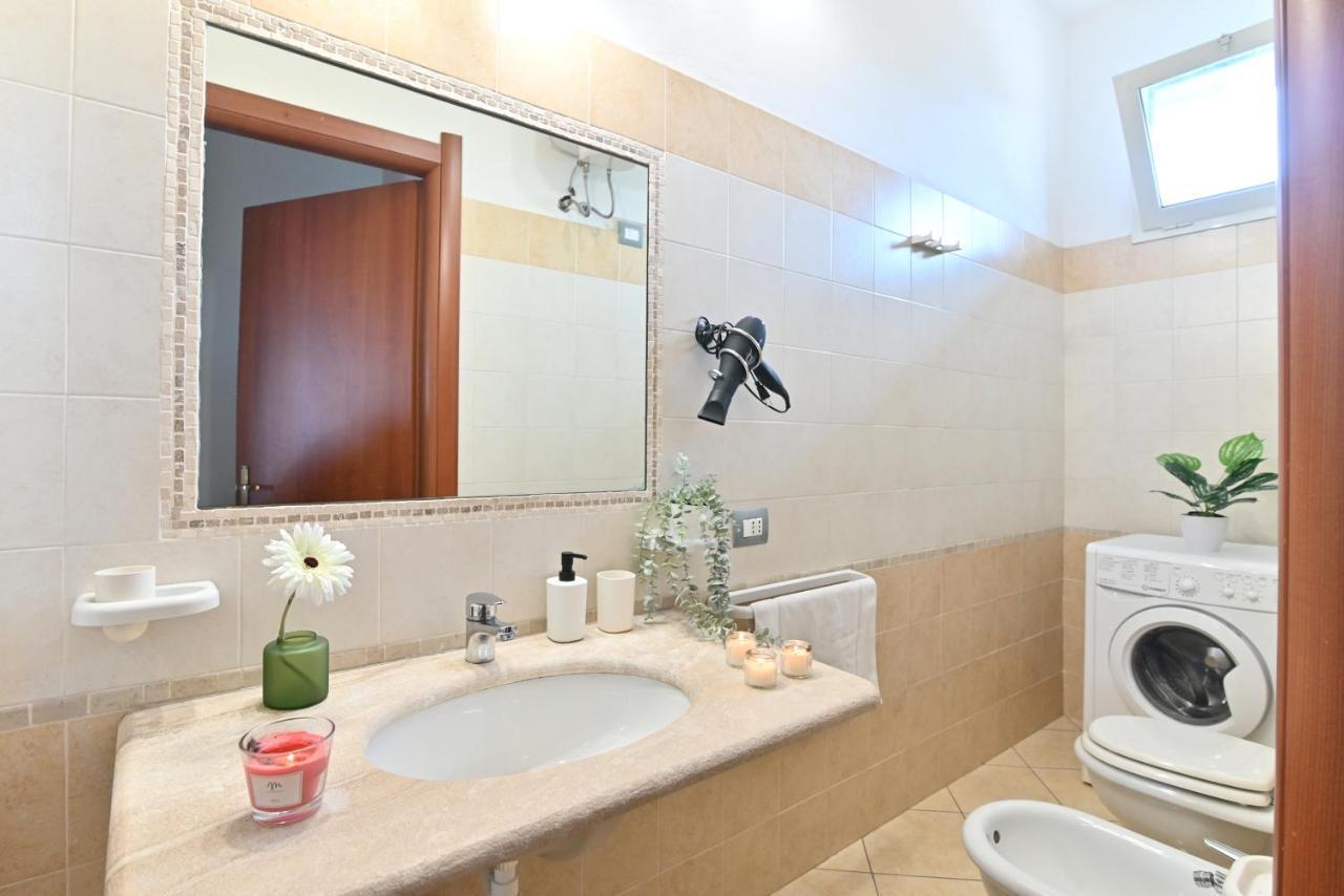 Izzhome Flamingo Pula Luaran gambar